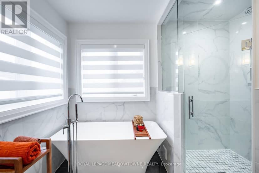 26 Emperor Drive — photo 27 of 40