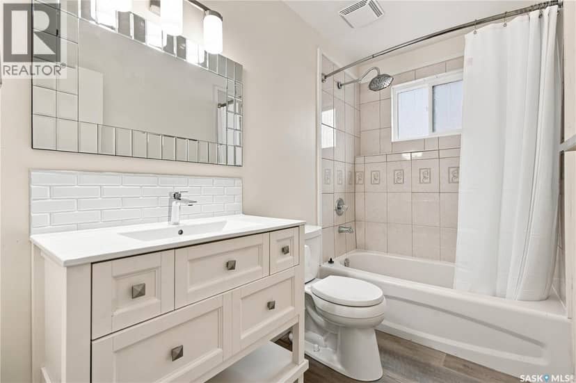 4059 Elphinstone STREET — photo 28 of 40
