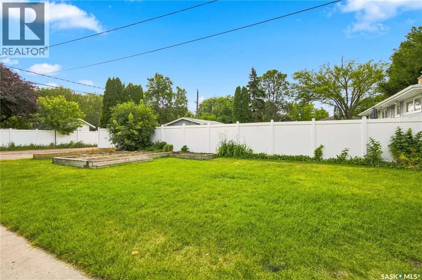 4059 Elphinstone STREET — photo 40 of 40
