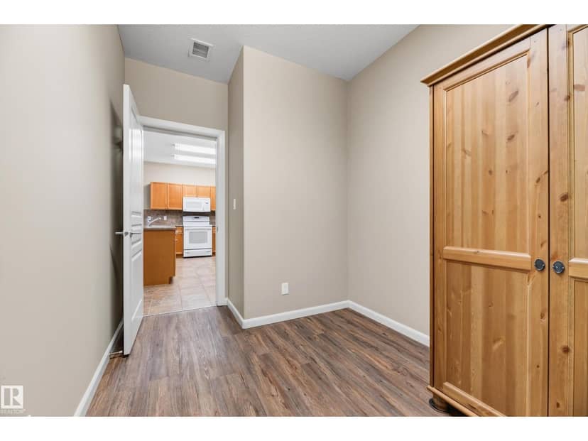 #425 400 Palisades Wy — photo 28 of 40