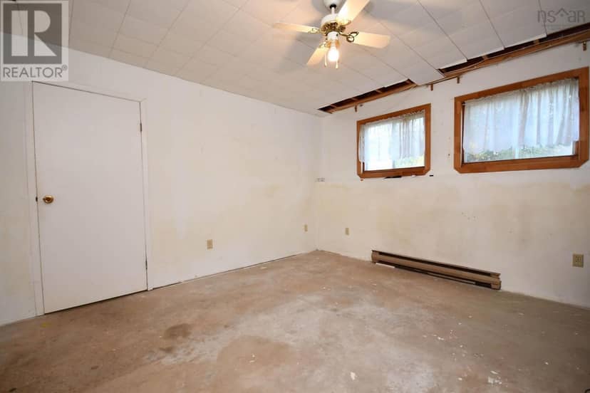 9 Briarwood Drive — photo 32 of 40