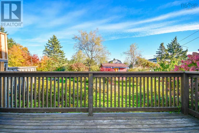 9 Briarwood Drive — photo 34 of 40