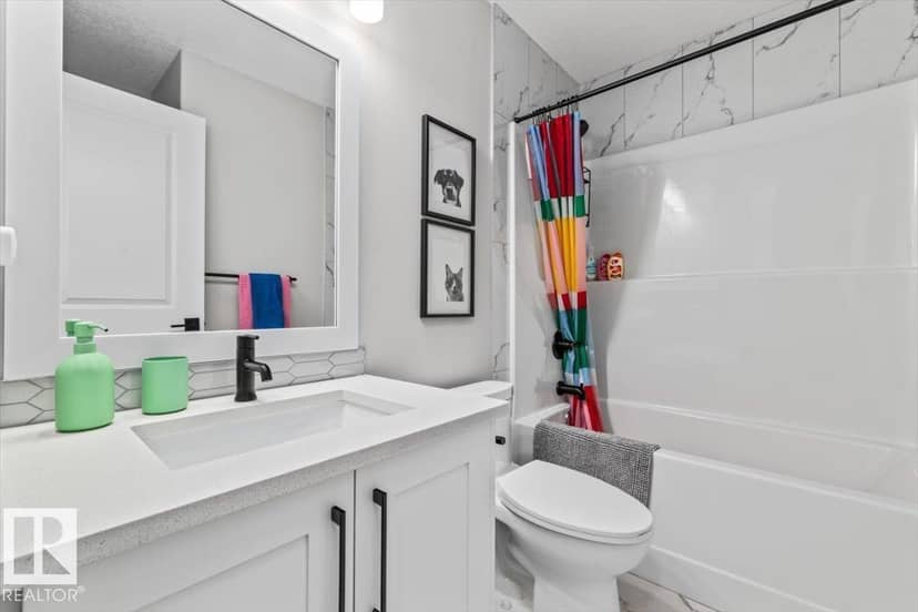 7402 Chivers Cr SW — photo 24 of 40