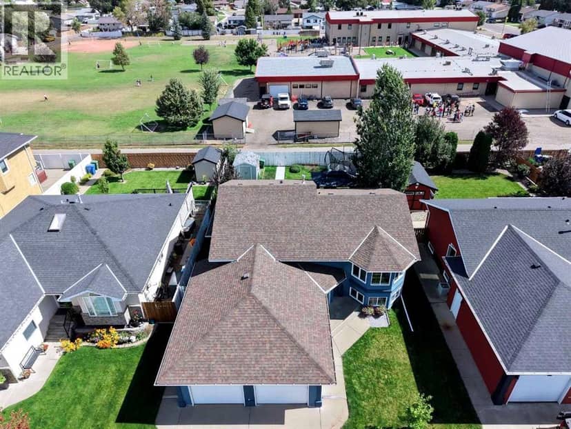 6019 Park Place, Taber