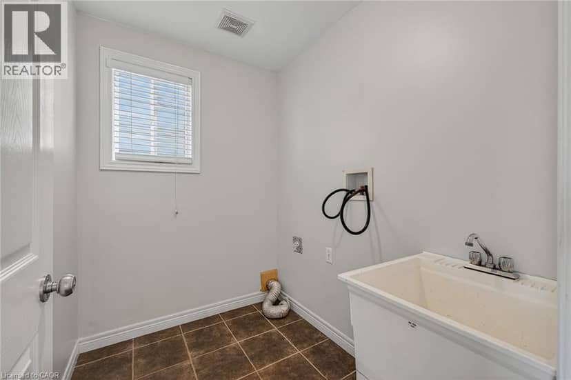 19 SINCLAIR Street — photo 24 of 36