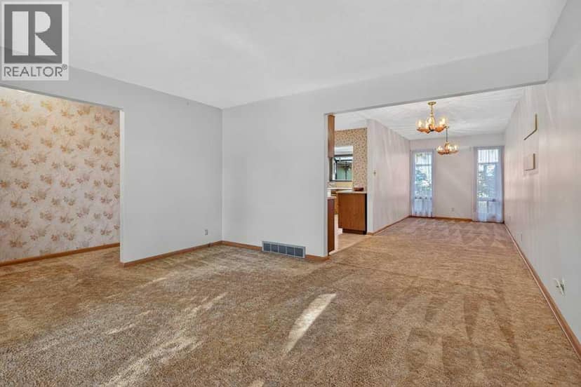 3819 Charleswood Drive NW, Calgary, photo 6