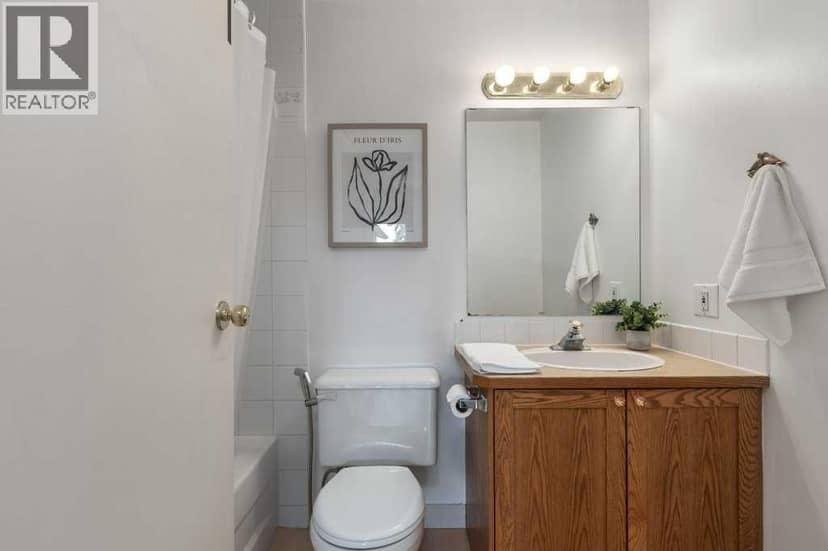 305, 550 Westwood Drive SW — photo 21 of 26