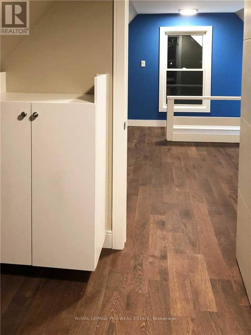 993 Hamilton Road — photo 9 of 16