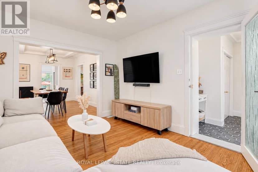 175 Rosslyn Avenue S — photo 10 of 40
