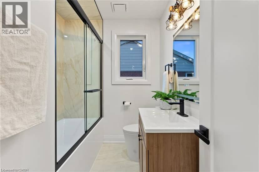 98 WISE Crescent, Hamilton, photo 8