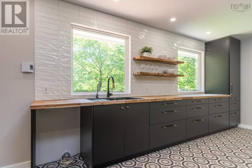 2350 Highway 1 — photo 12 of 40