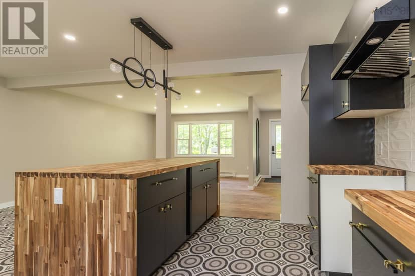2350 Highway 1 — photo 15 of 40