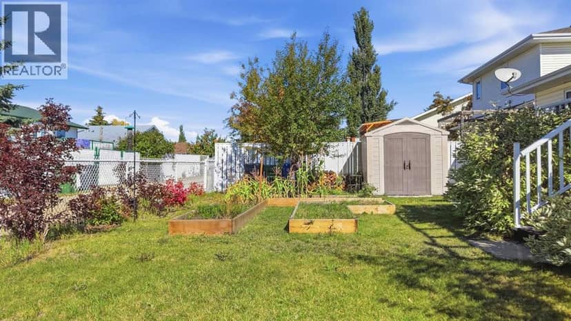 2 Densmore Crescent — photo 39 of 40