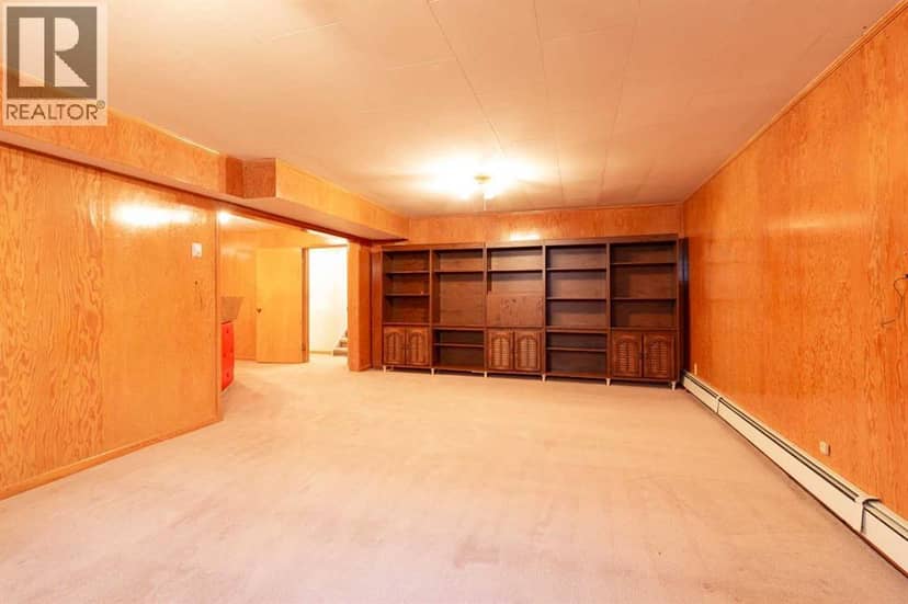 2211 17 Street — photo 21 of 40