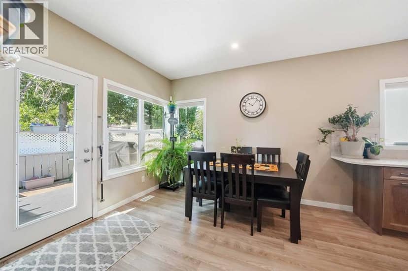 8 Drever Close — photo 11 of 38