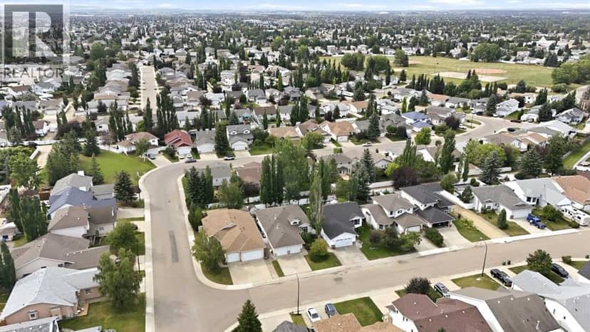 8 Drever Close — photo 38 of 38