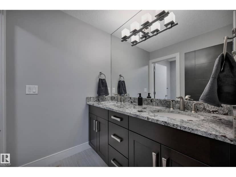 4431 Kennedy Cv SW — photo 37 of 40