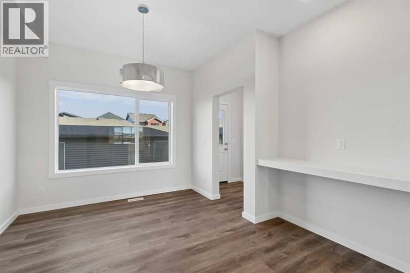 210 Heartwood Parade SE — photo 12 of 31