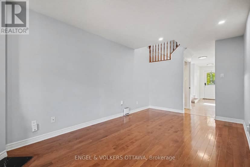 29 Woodbury Crescent, Ottawa, photo 5