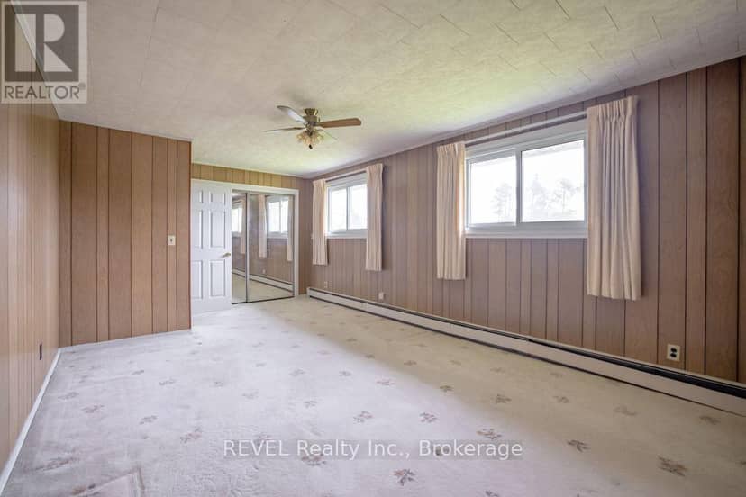 2229 Houck Crescent — photo 25 of 40