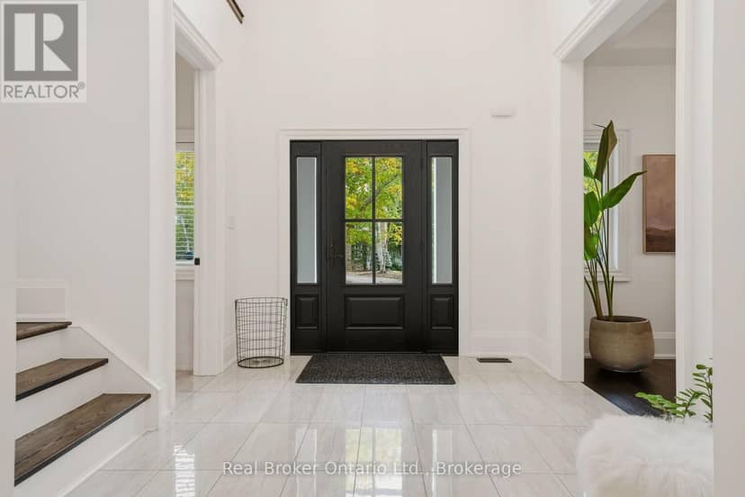 175 North Shore Boulevard W, Burlington, photo 6