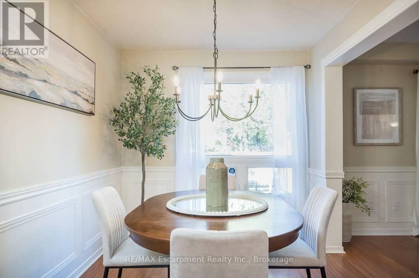 45 Niska Drive — photo 10 of 29