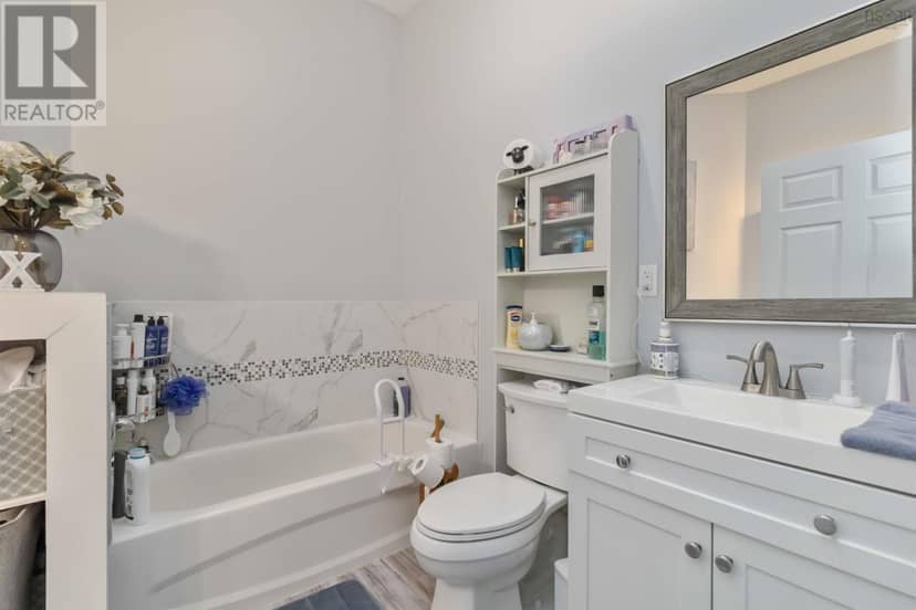 359 Seligs Road, Prospect Village — photo 33 of 40