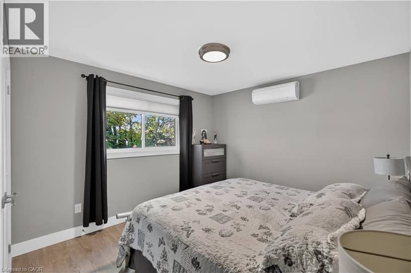 841 TENTH Avenue — photo 17 of 35
