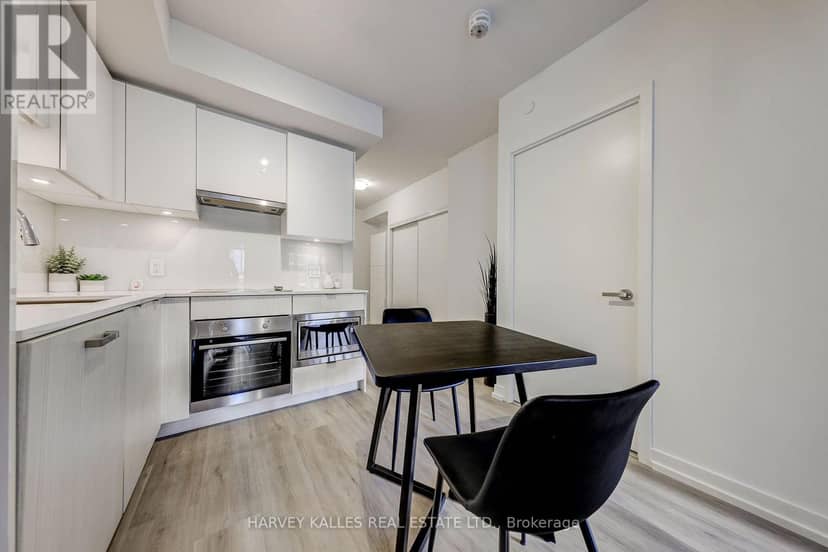 706 - 195 Redpath Avenue — photo 10 of 37