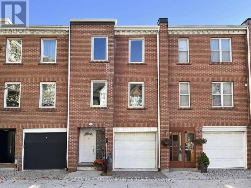 17 Portneuf Court, Toronto