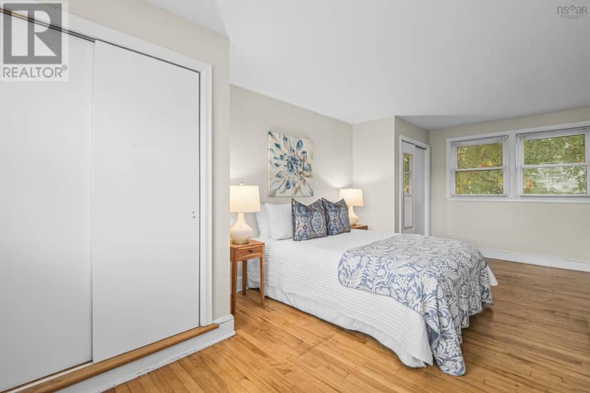 3176 Hemlock Street — photo 18 of 38