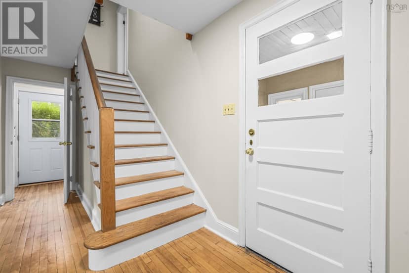 3176 Hemlock Street — photo 17 of 38