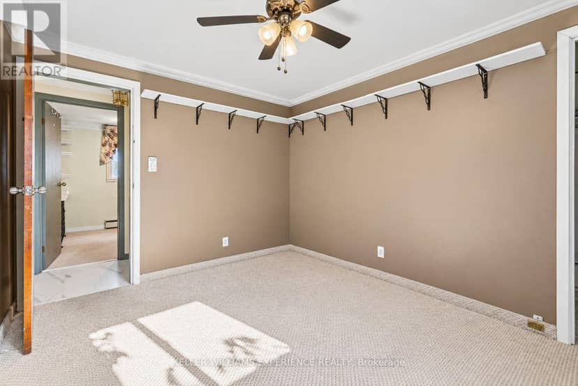 861 John Street — photo 18 of 40