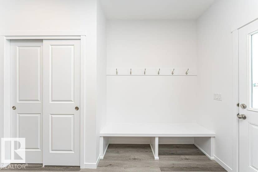 6269 175A AV NW — photo 14 of 23