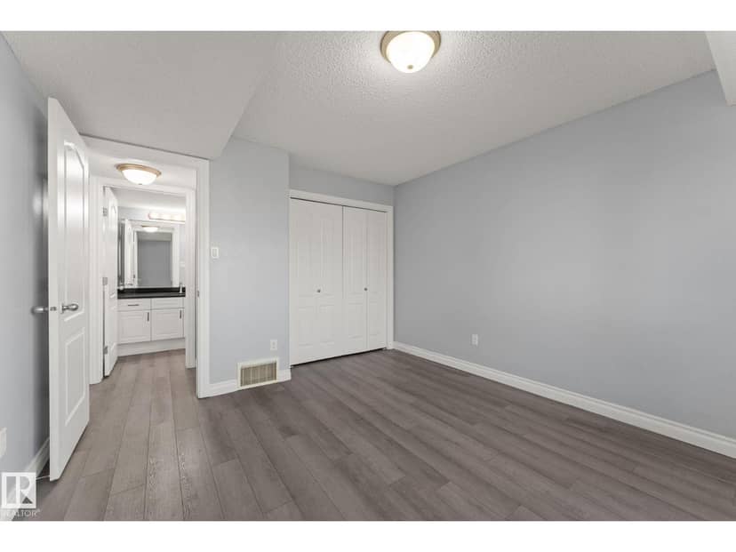 15407 47 ST NW NW — photo 40 of 40