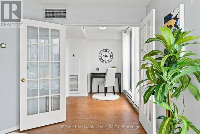 710 - 150 Dunlop Street E — photo 20 of 36