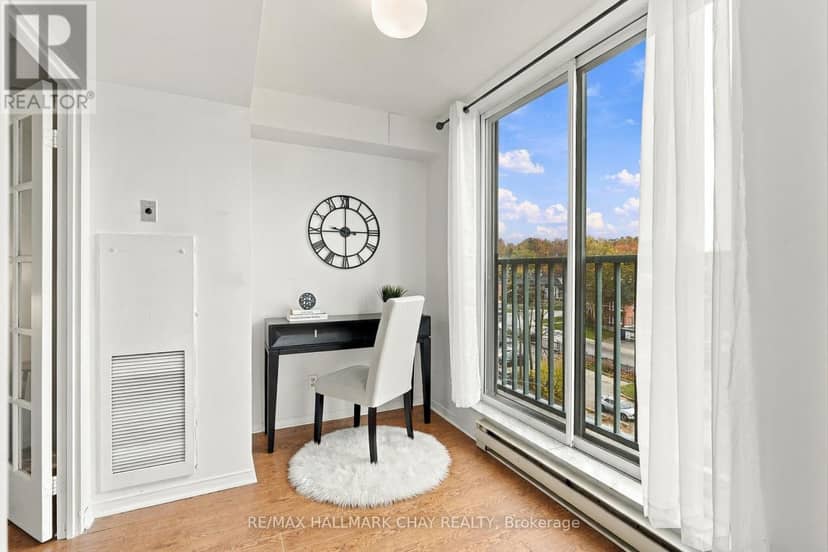 710 - 150 Dunlop Street E — photo 21 of 36