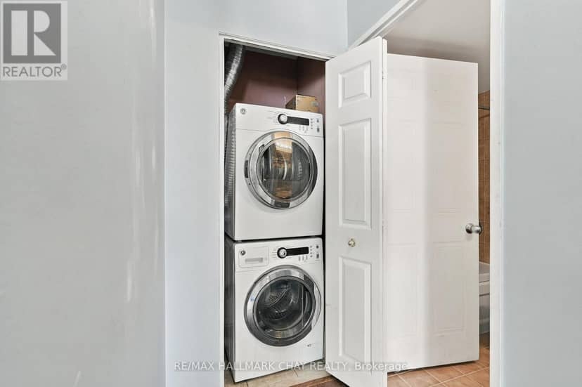 710 - 150 Dunlop Street E — photo 27 of 36