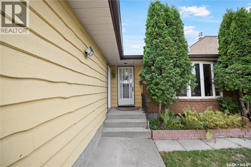 146 Alport CRESCENT — photo 4 of 34
