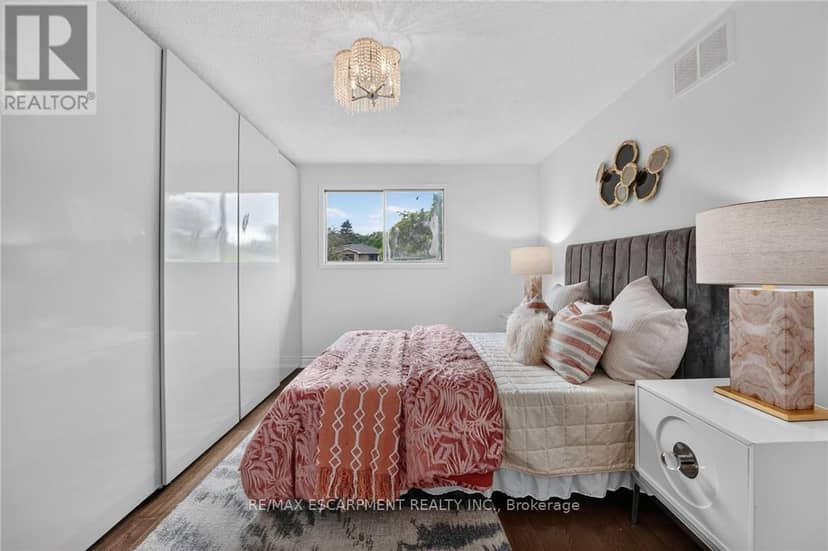 2450 Overton Drive — photo 24 of 40