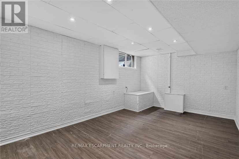 2450 Overton Drive — photo 36 of 40