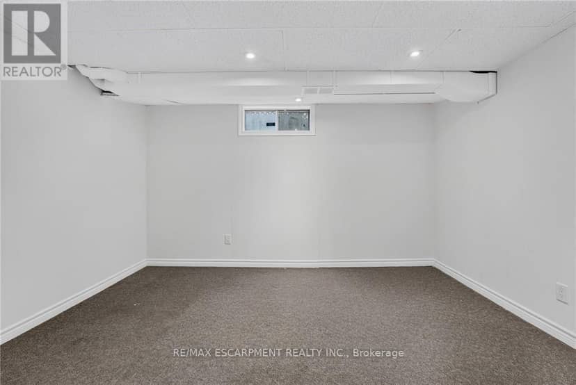 2450 Overton Drive — photo 39 of 40