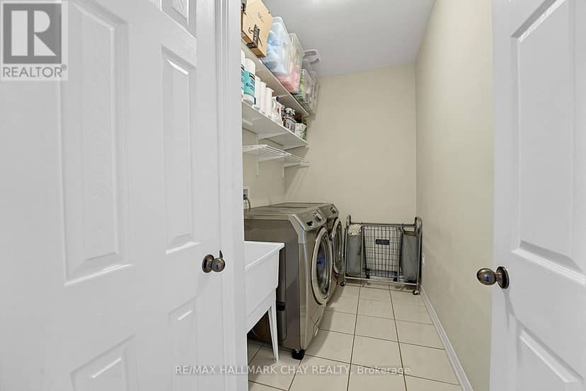 8445 Sweet Chestnut Drive — photo 39 of 40