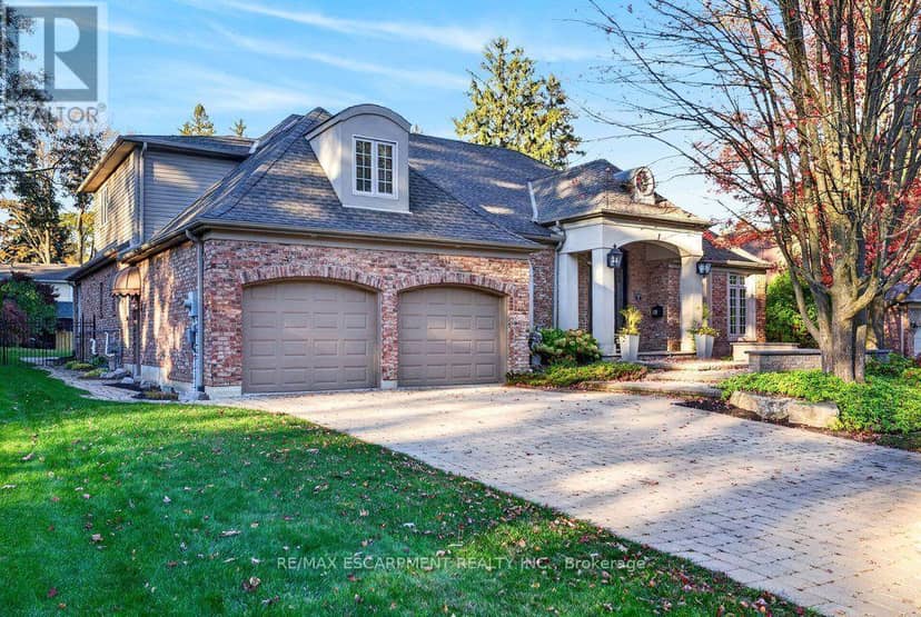 9 Harrington Place, Hamilton
