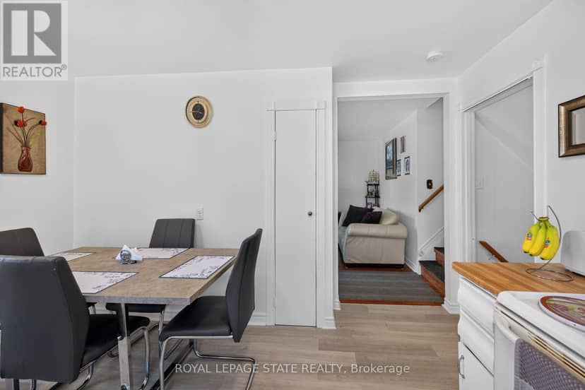 411 Queen Victoria Drive — photo 19 of 40