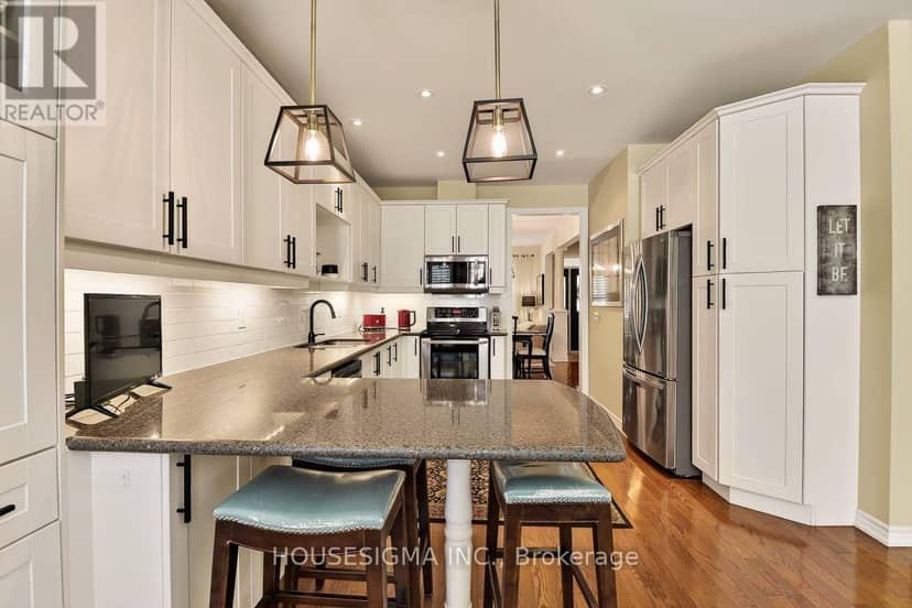 798 Greenly Drive — photo 20 of 40