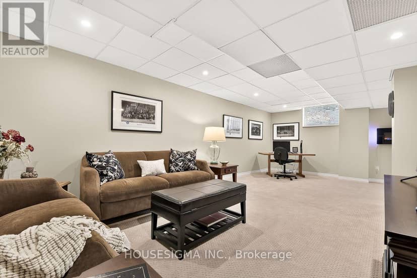 798 Greenly Drive — photo 38 of 40
