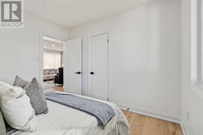 98 Wise Crescent — photo 17 of 36