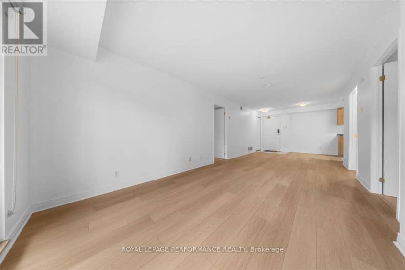 207 - 429 Somerset Street W — photo 10 of 32