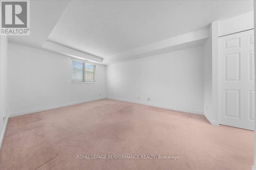 207 - 429 Somerset Street W — photo 13 of 32